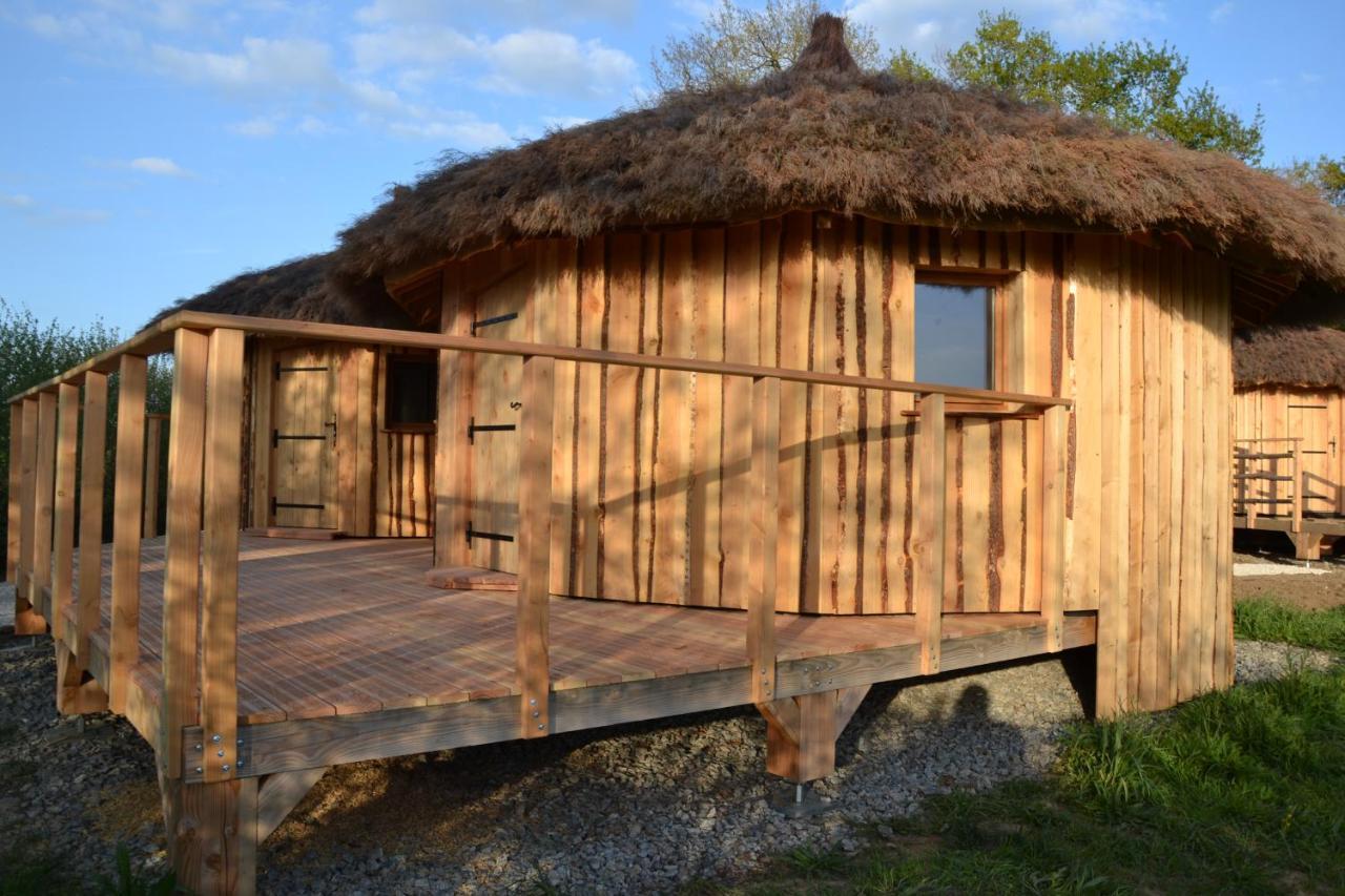 Village Flottant De Pressac Exterior photo