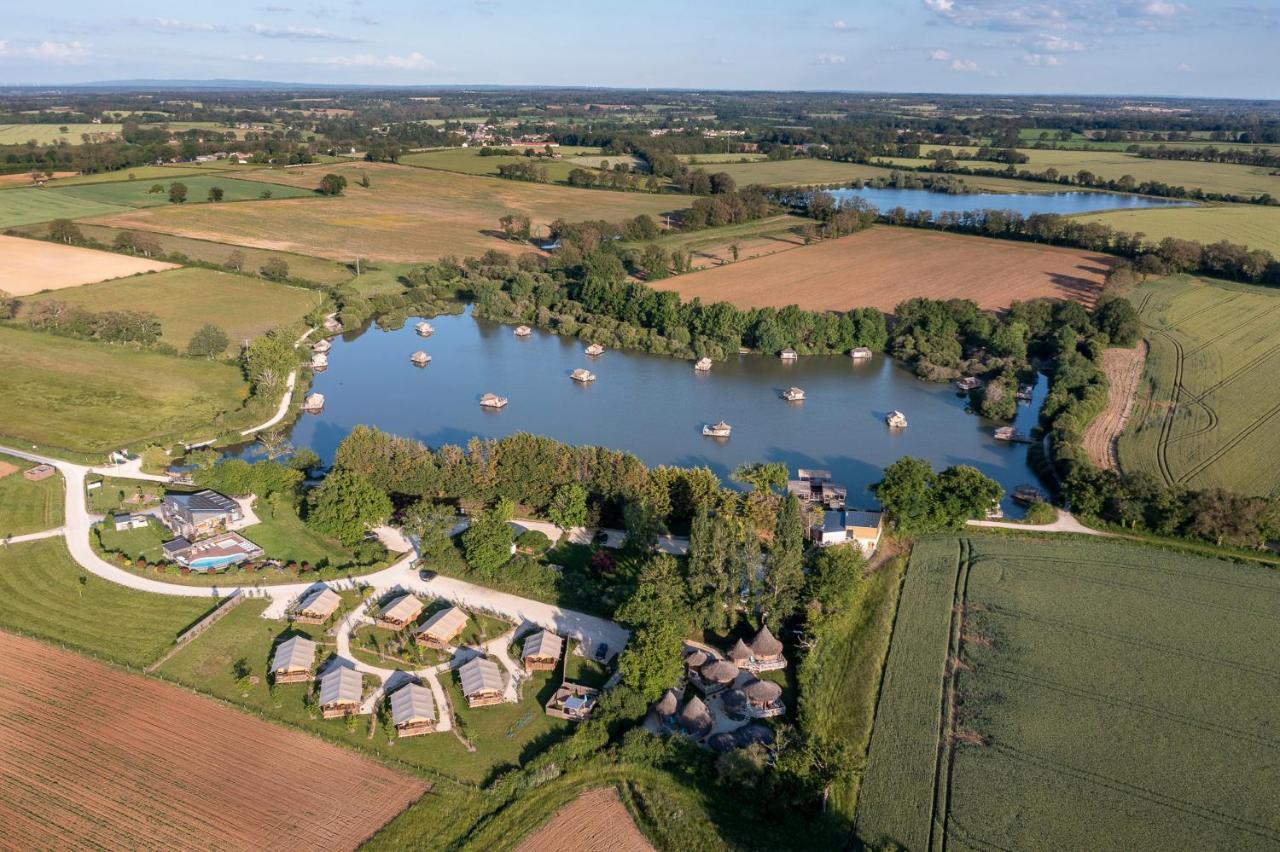 Village Flottant De Pressac Exterior photo