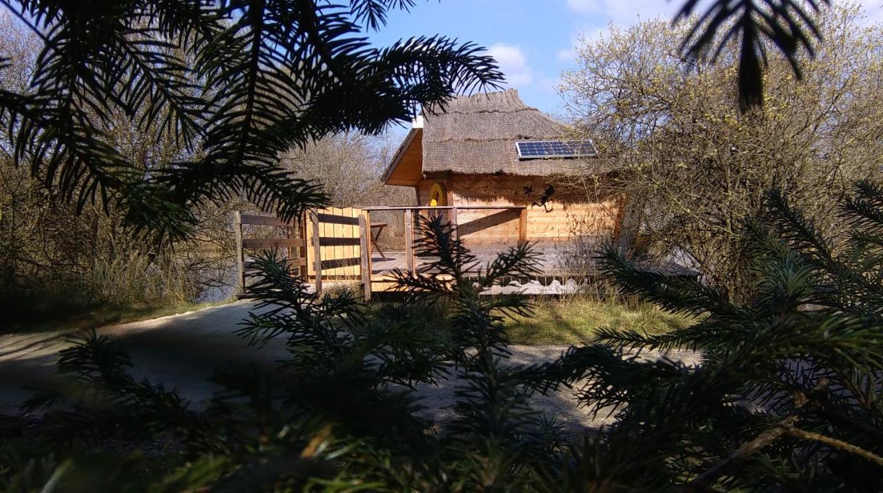 Village Flottant De Pressac Exterior photo